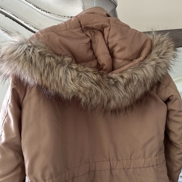 Cute ONLY Tan Winter Jacket with Removable Fur Trim - Picture 7 of 7